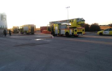 noticias cadiz INCENDIO ALESTIS OK.jpg