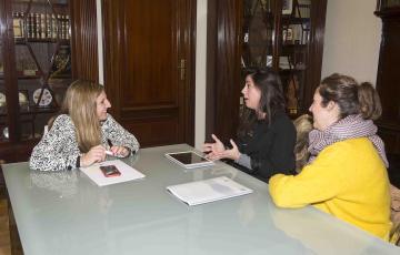 noticias cadiz mujereando documental.JPG