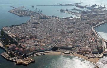 noticias cadiz VISTA AEREA DEL CASCO ANTIGUO DESDE EL OESTE_1_0_1_0_1.jpg