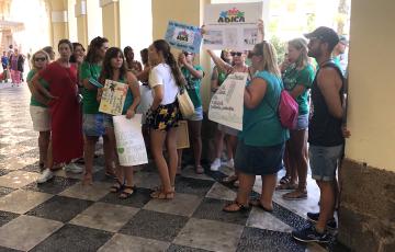 noticias cadiz concentracion Ayto.jpg