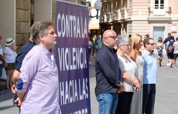 noticias cadiz minuto silencio_24.jpg