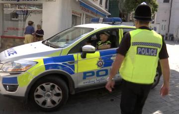 policia_de_gibraltar_3.jpg