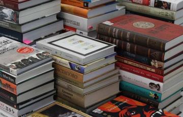 noiticias cadiz libros ok.jpg