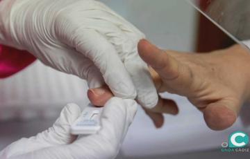 FOTO TEST SEROLOGICO.jpg