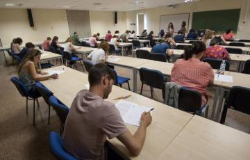 oposiciones-U213734463482C5D-U60134923232W4F-624x385@La Verdad-LaVerdad.jpg