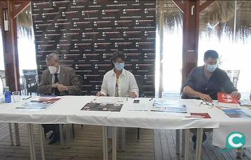 FOTO VETERINARIOS FIRMA OK.jpg