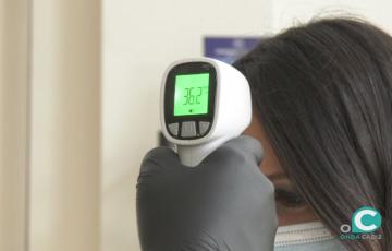 a. FOTO TOMA DE TEMPERATURA.jpg