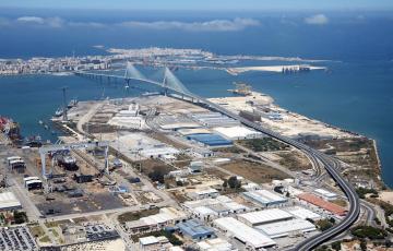 puerto de cádiz.jpg