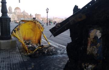 El contenedor que ha ardido este miércoles 