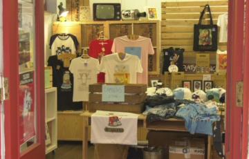 FEDECO pide a la Junta la ampliación del horario de las tiendas a las ocho de la tarde