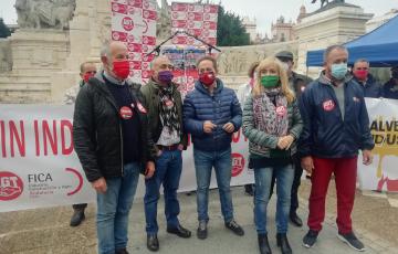 UGT pone el foco en la industria de la Bahía de Cádiz
