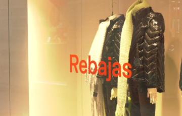 Las rebajas pueden suponer un importante apoyo al pequeño comercio