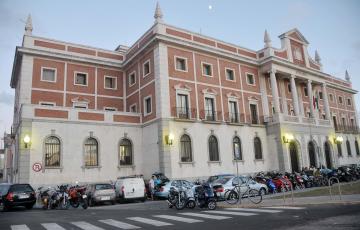 El Pleno deberá aprobar la solicitud a la Junta de la descatalogación del edificio
