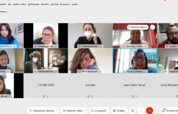La mesa de personas sin hogar contó con la presencia de organizaciones que trabajan con el colectivo
