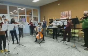 Imagen de uno de los conciertos de la Escuela de Música San Felipe Neri dedicados  a los afectados de COVID