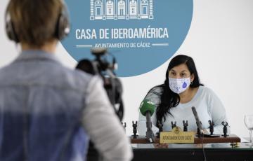 Ana Fernández en junta de gobierno