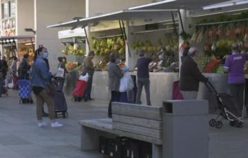 El Ayuntamiento revisa con los detallistas las mejoras previstas en las plazas de abastos