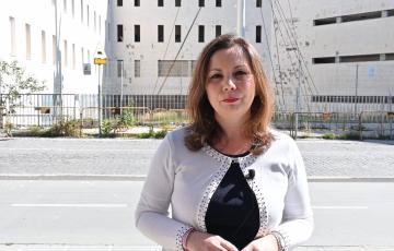 El edificio lleva años abandonados y en peligro de derrumbe