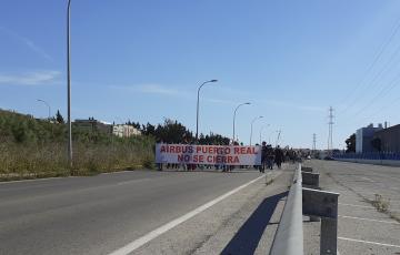 Los empleados llevan encerrados más de una semana en la factoría