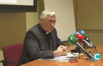 El obispo de Cádiz y Ceuta, Rafael Zornoza Boy, durante la presentación de su memoria anual
