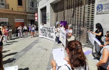 Las entidades han congregado a una treintena de personas