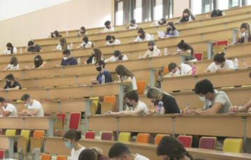 La Facultad de Medicina de Cádiz es una de las sedes elegidas para celebrar la PEvAU 2021