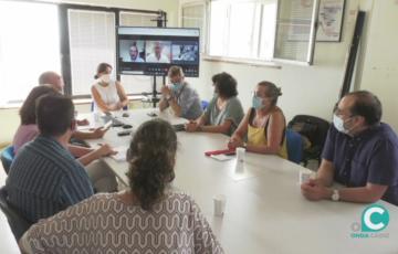 El coordinador de Izquierda Unida y la junta directiva de CCOO Cádiz