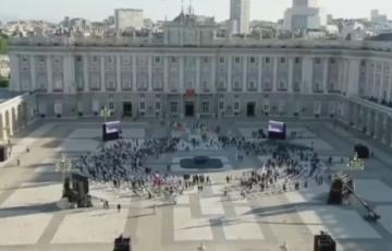 Homenaje a las víctimas en el que ha participado Moreno Bonilla