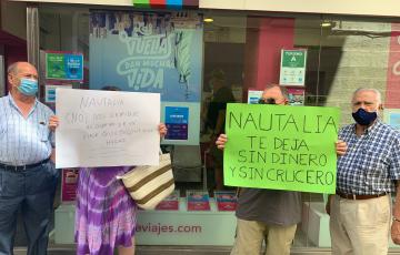 El crucero quedó suspendido debido al Covid-19