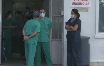 Sanitarios en el Puerta del Mar