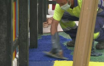 Renovando los parques infantiles