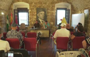 Reunión de la Asociación de Autores de Carnaval con comparsistas