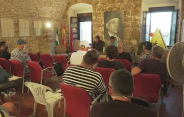 Reunión de la Asociación de Autores con chirigoteros