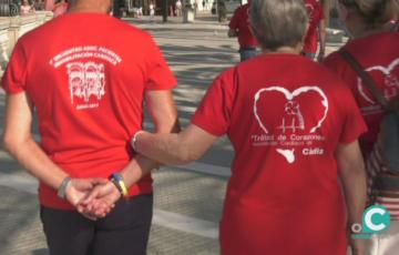 Imagen de los participantes durante la marcha