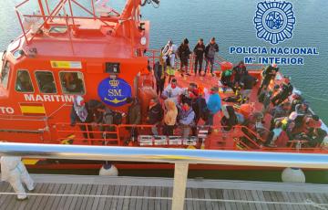 Inmigrantes rescatados