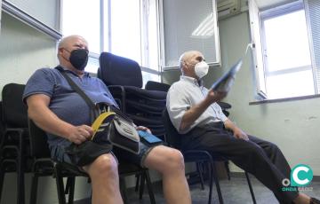 Los sindicatos han entregado un manifiesto en la Subdelegación del Gobierno 