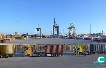  Los contenedores (lolo) aumentaron un 161 por ciento en toneladas (1,1 millón)
