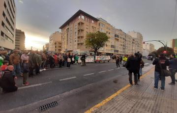 El colectivo se ha trasladado sin incidentes hasta las Puertas de Tierra