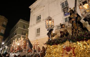 La Virgen del Rosario y el Nazareno de Santa María en San Juan de Dios