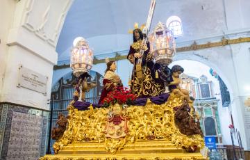 El Nazareno en su paso de misterio.