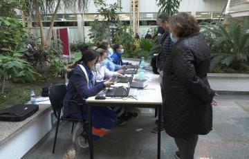 La Junta abre este miércoles las citas para vacunación a los mayores de 50