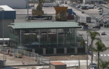 Zona Franca consigue el contrato de custodia de los documentos del Colegio de Arquitectos de Cádiz