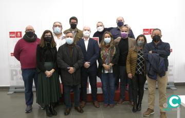 Ortega respaldado por compañeros de la formación socialista en Cádiz