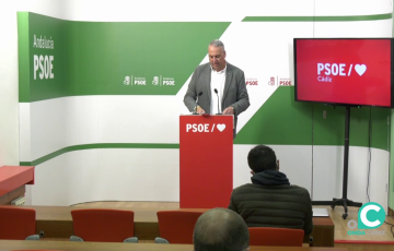 Ruiz Boix en rueda de prensa.