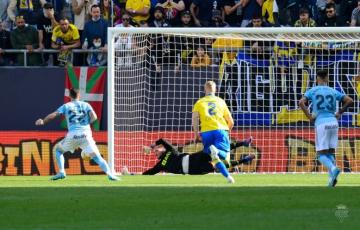 El Cádiz CF salva ante el Celta un punto que ayuda poco para la salvación.