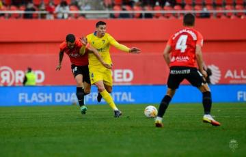 El árbitro pitó dos penaltis a los locales que no son claros