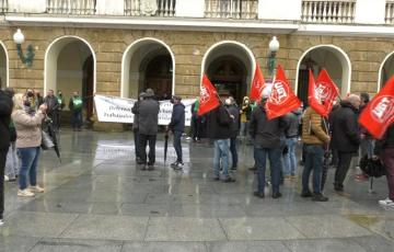 El Ayuntamiento abona a Mersant más de 116.000 euros con el "compromiso expreso" de la empresa de abonar "con carácter inmediato" las nóminas, mientras se estudia la rescisión del contrato.