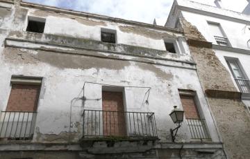 PROCASA pide al Ayuntamiento la cesión de tres fincas para construir viviendas sociales