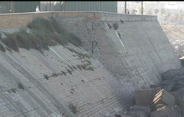 El Ayuntamiento pide a la Demarcación de Costas que impulse el inicio de la reparación de las murallas