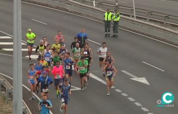 La autovía que une San Fernando y Cádiz permanecerá cortada desde las 9:30h hasta las 11:45h